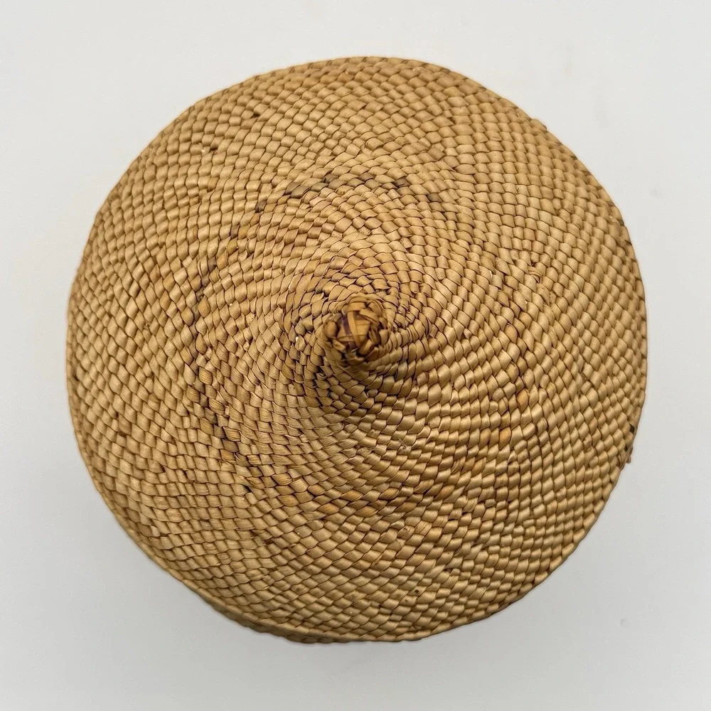 Vtg Nootka/ Makah Domed Lidded Native American Basket Northwest Coast 6.5